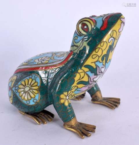 AN EARLY 20TH CENTURY CHINESE CLOISONNE ENAMEL FIGURE OF A F...