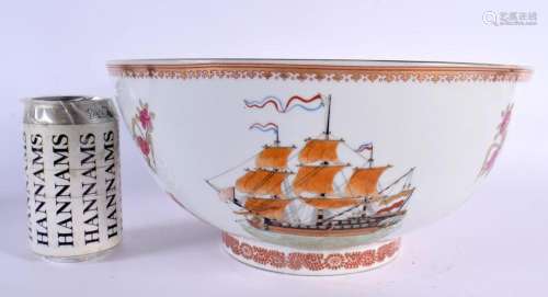 A CHINESE PORCELAIN PUNCH BOWL 20th Century, painted with bo...