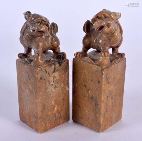 A PAIR OF 19TH CENTURY CHINESE CARVED SOAPSTONE SEALS Qing. ...