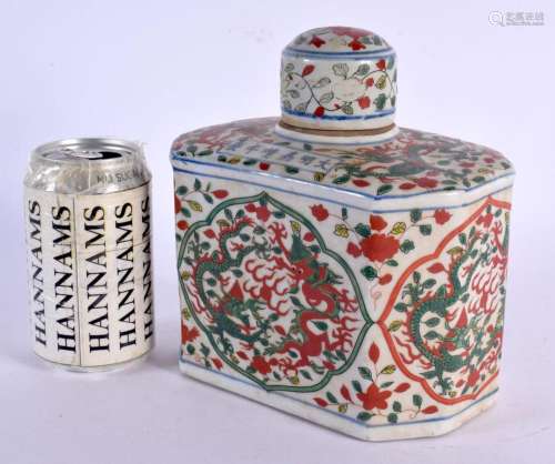 A CHINESE WUCAI PORCELAIN TEA CADDY AND COVER 20th Century. ...