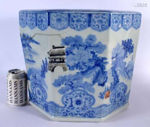 A LARGE 19TH CENTURY JAPANESE MEIJI PERIOD BLUE AND WHITE PO...