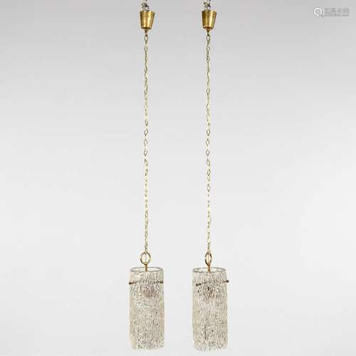 A pair of suspension lamps 'Venini Bambù'. (H: 43 x D: 16 cm...