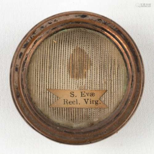 A sealed theca with relic Ex Ossibus S. Eva Recl. Virg. (D: ...