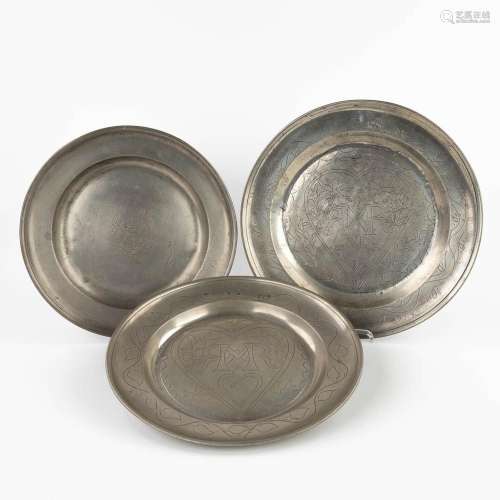 A collection of 3 antique plates, tin, made in Bruges. 18th ...