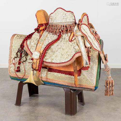 An antique 'Fantasia' saddle, made of camel leather. (W: 100...