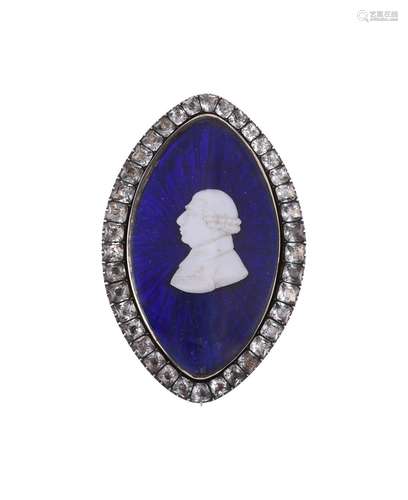 GEORGE III, A COMMEMORATIVE BROOCH/PENDANT, CIRCA 1800