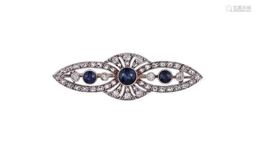 A 1920S SAPPHIRE AND DIAMOND BROOCH