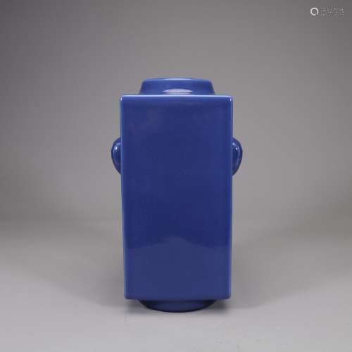 藍釉象耳四方琮式瓶
