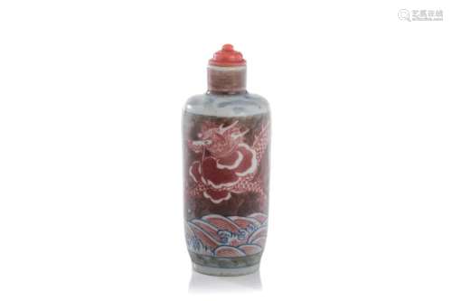 CHINESE BLUE & RED PORCELAIN SNUFF BOTTLE