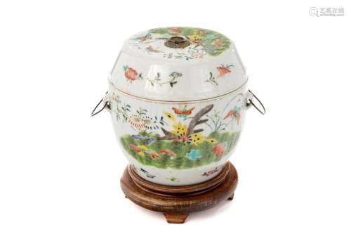CHINESE FAMILLE ROSE COVERED JAR WITH WOOD STAND