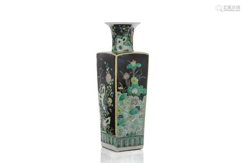 A CHINESE FAMILLE NOIRE PORCELAIN SQUARE VASE