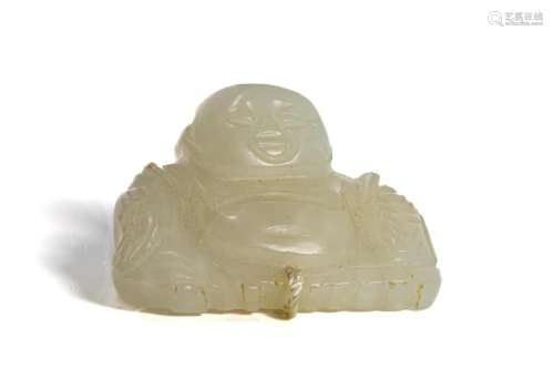 CHINESE WHITE JADE SEATED BUDDHA HAT ORNAMENT