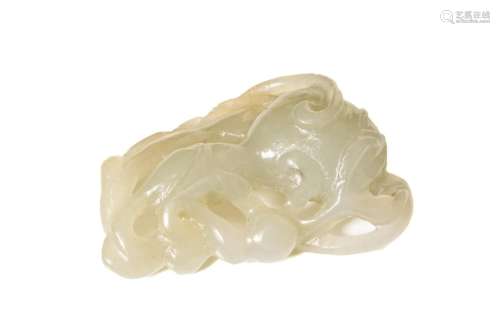 CHINESE CELADON JADE CARVED DOUBLE GOURD PENDANT