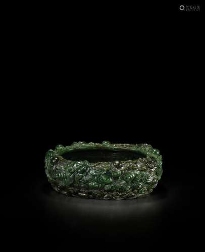 A LARGE SPINACH-GREEN JADE OVAL 'DRAGON' WASHER  18th/19th c...