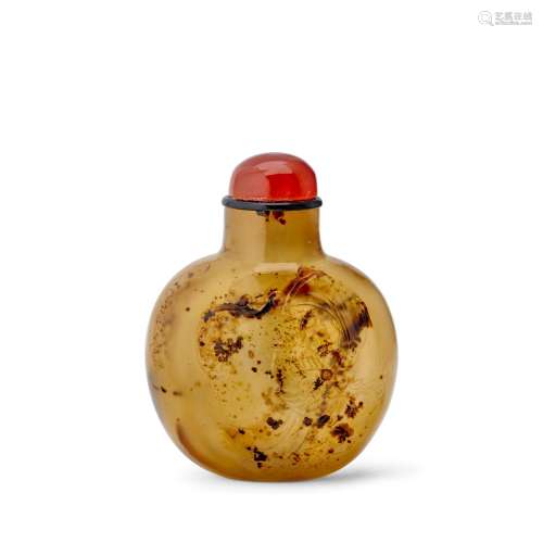 A DENDRITIC CHALCEDONY SNUFF BOTTLE Official School, 1750-18...