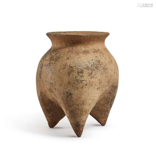 A grey pottery tripod vessel, Xiajiandian lower culture, c. ...