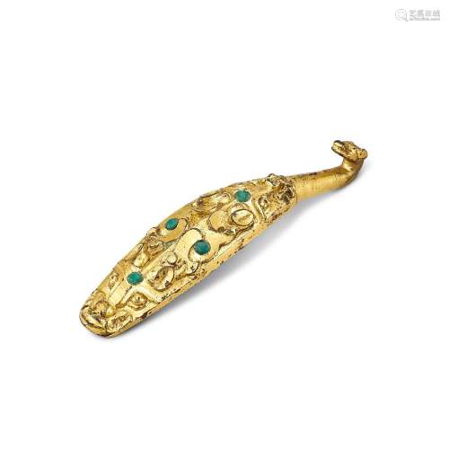 An inlaid gilt-bronze belt hook, Eastern Zhou dynasty, Warri...