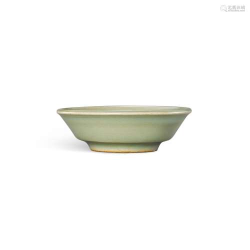 A Longquan celadon washer, Southern Song dynasty 南宋 龍泉窰...