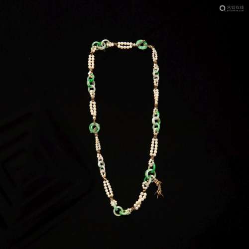 十九世紀 珍珠串翡翠項鏈及手鏈A Chinese necklace and matching...