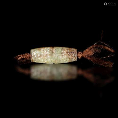 明代或更早 玉勒子A Chinese jade carved toggle,Ming dynasty o...