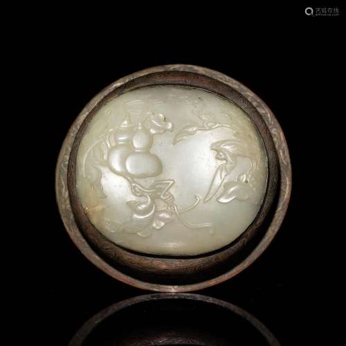 十八世紀 白玉雕福祿紋瓦頭A Chinese white jade plaque,18th ce...