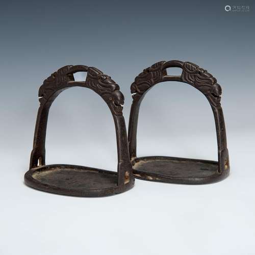 十八/十九世紀 鐵製馬蹬一對A pair of Chinese iron stirrups,18...