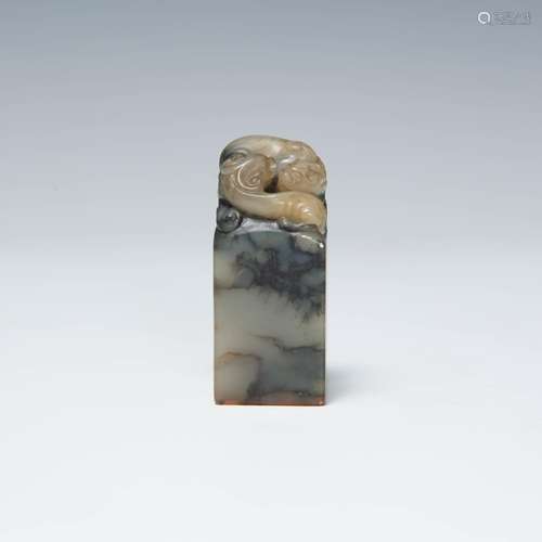 民國 壽山石螭龍紐印章A Chinese carved soapstone seal,Republi...