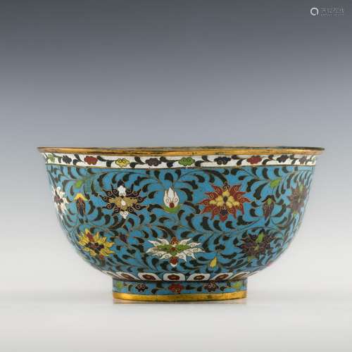 民國或更早 掐絲琺瑯纏枝蓮紋碗A Chinese cloisonne bowl,Republ...