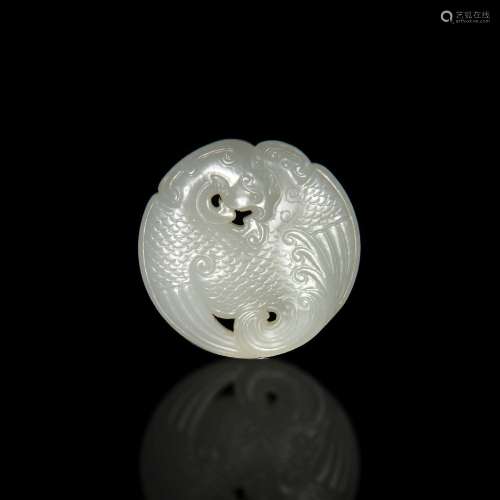 十八世紀 白玉雕夔鳳紋圓佩A Chinese carved white jade round p...