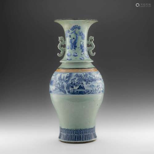 十九世紀早 豆青釉青花山水人物瓶A Chinese celadon vase， early...