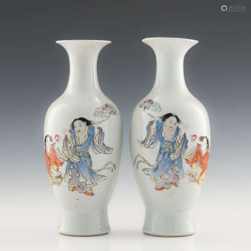 民國 粉彩人物觀音瓶一對A pair of Chinese famille rose Guanyi...