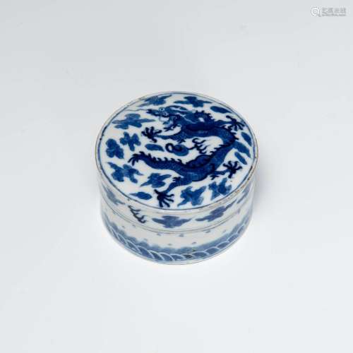 十九世紀 青花龍紋印盒A Chinese blue and white ink box， 19th ...