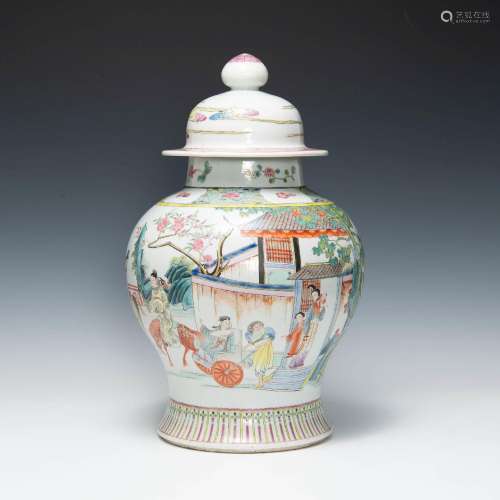 十九世紀晚 粉彩人物將軍罐A Chinese famille rose jar， late 19...