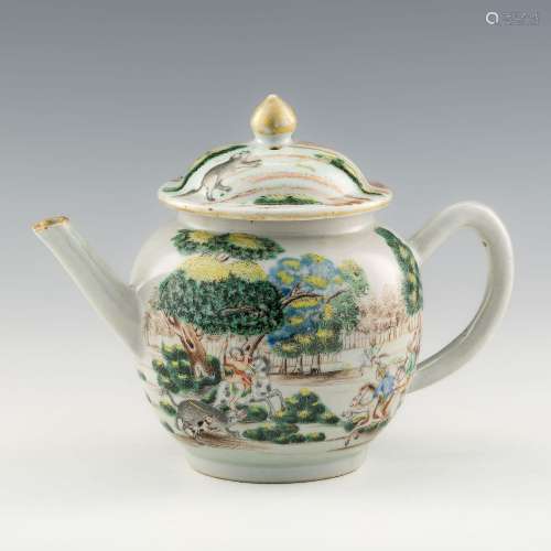 十八世紀 粉彩人物壺A Chinese famille rose teapot， 18th centu...