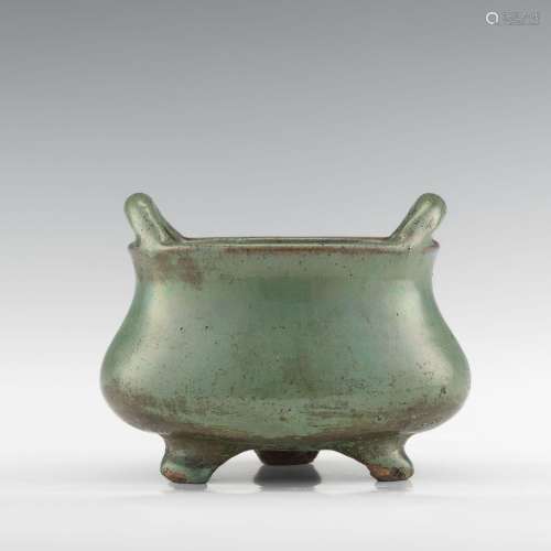 明代 石灣窯橋耳爐A Chinese Shiwan-glazed censer，Ming dynasty