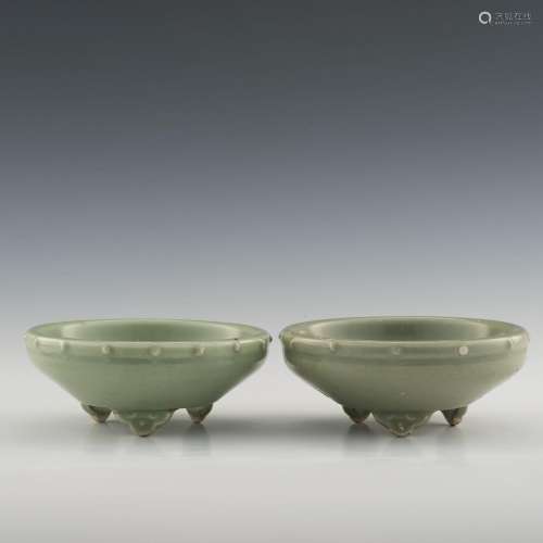 十九世紀 青釉鼓釘三足洗一對Two Chinese celadon tripod brush ...