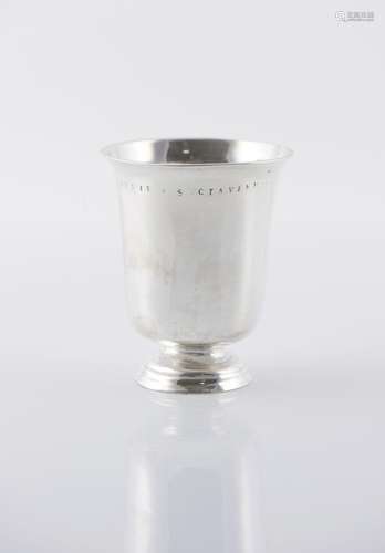 An 18th century tulip tumbler