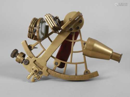 Sextant