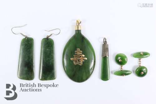 Spinach jade pendant