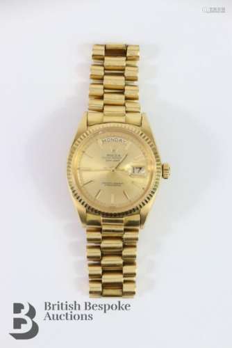 Gentleman's 18ct gold Rolex Oyster date just wrist watch. Th...
