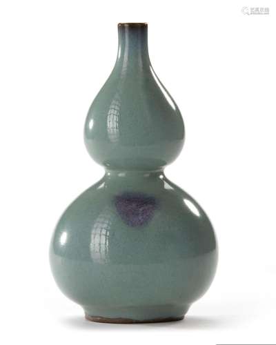 A CHINESE SPLASHED JUNYAO DOUBLE GOURD VASE, SONG DYNASTY ( ...