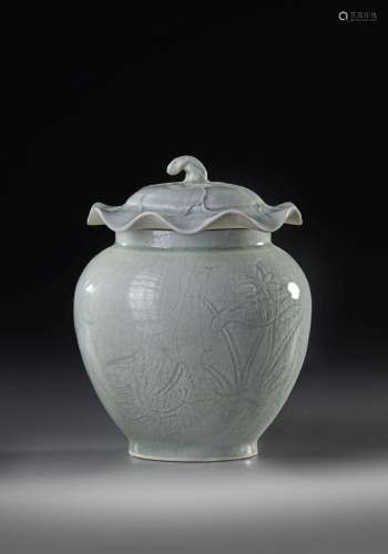 A CHINESE QINGBAI LOTUS JAR AND COVER, NORTHERN SONG DYNASTY...
