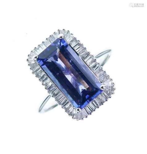 Tanzanite and diamond cluster ring