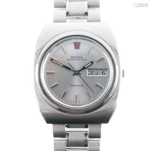 Omega - Gentlemans Megaquartz 32Khz Day Date electronic wris...