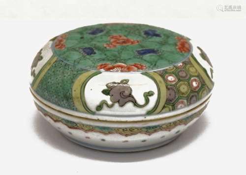 Chinese Famille Verte circular box and cover