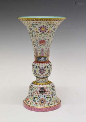 Chinese Canton Famille Rose Gu Bajixiang vase