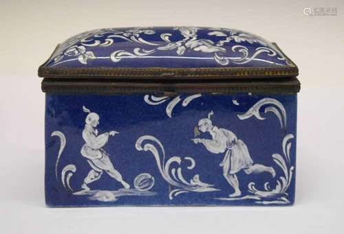 Late 19th Century Continental porcelain rectangular box