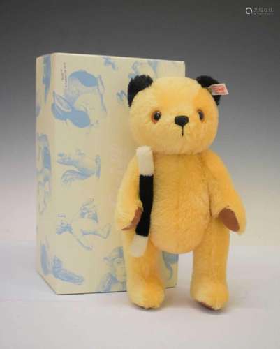 Steiff - Limited edition Sooty bear