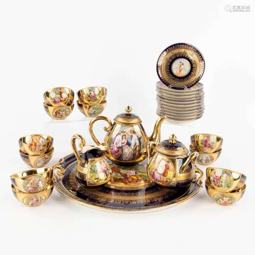 Royal Vienna porcelain, 28-piece coffee service with a servi...