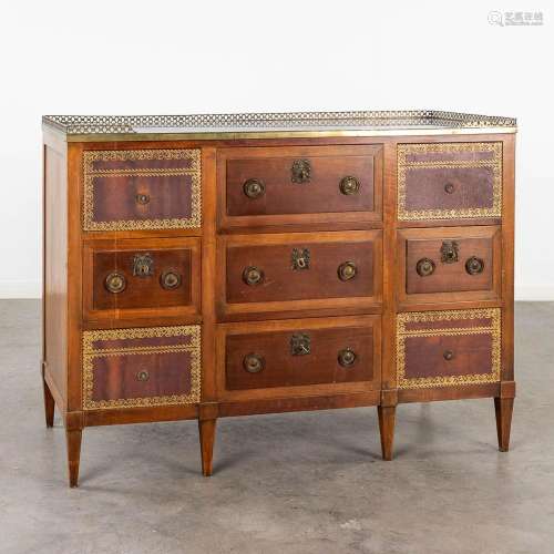 An antique English commode, mounted with bronze. 19th C. (L:...